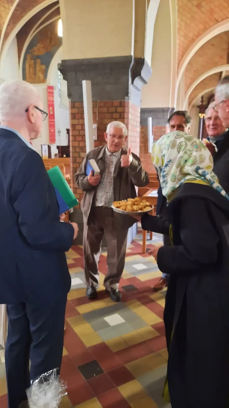 Bezoek kerk Hoeselt Pasen 2025 1
