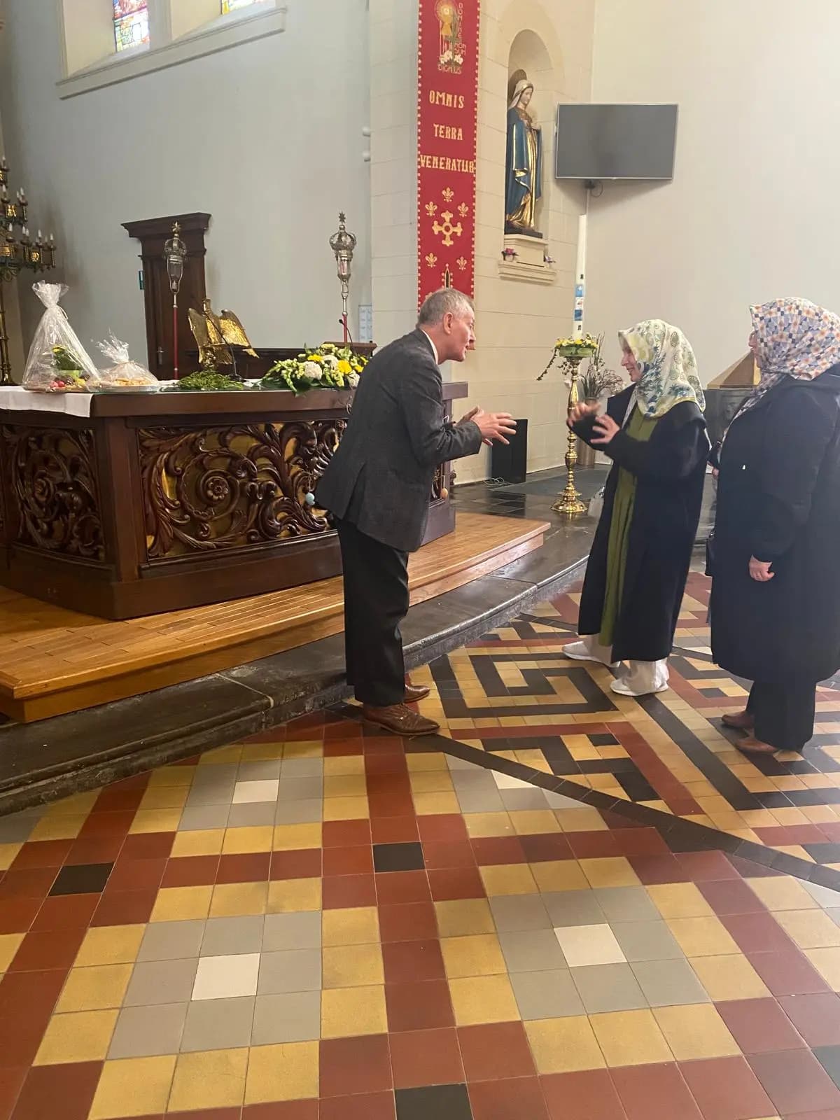 Bezoek kerk Hoeselt Pasen 2025 2