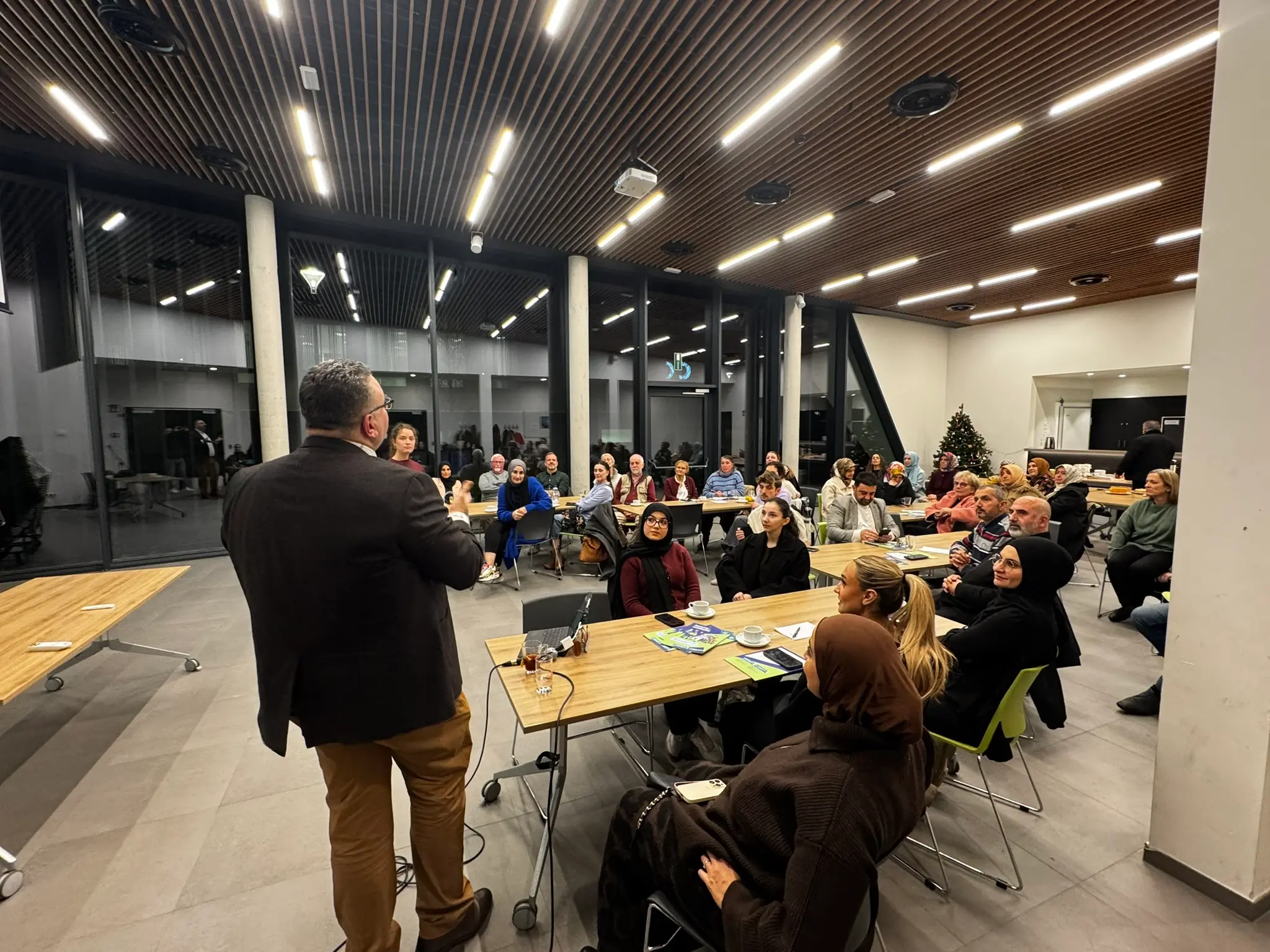 Lezing diversiteitssensitieve zorg Beringen 27/11/25 9